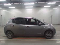 Nissan LEAF лот № 10238 оценка 3  с аукциона в Японии 2