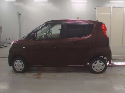 Nissan MOCO  с аукциона в Японии