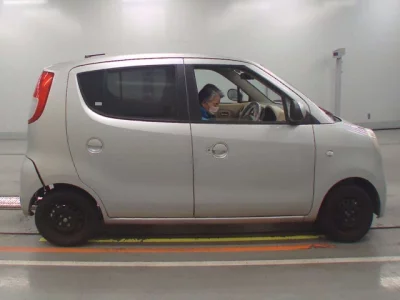 Nissan MOCO  с аукциона в Японии