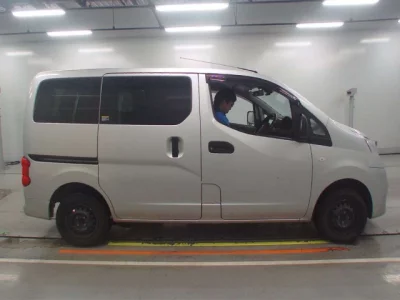 Nissan NV200