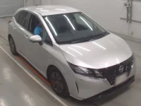 Nissan NOTE лот № 30419 оценка R  с аукциона в Японии 4