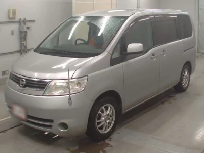 Nissan SERENA  с аукциона в Японии
