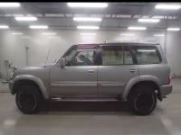 Nissan SAFARI лот № 30314 оценка 3.5  с аукциона в Японии 3