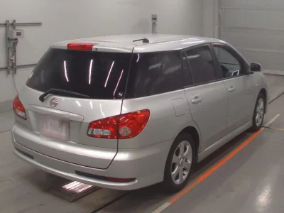 Nissan WINGROAD  с аукциона в Японии