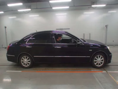 Toyota CROWN  с аукциона в Японии