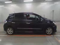 Toyota BLADE лот № 10470 оценка 3.5  с аукциона в Японии 2