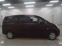 Toyota ISIS лот № 50098 оценка 3.5  с аукциона в Японии 2