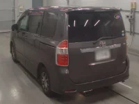Toyota NOAH лот № 30546 оценка R  с аукциона в Японии 5