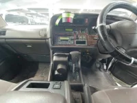 Toyota HIACE лот № 30536 оценка 3.5  с аукциона в Японии 8