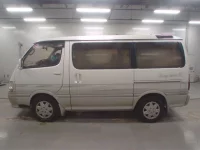Toyota HIACE лот № 30536 оценка 3.5  с аукциона в Японии 3