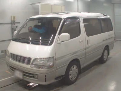 Toyota HIACE  с аукциона в Японии