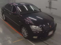 Toyota CROWN лот № 30528 оценка 3.5  с аукциона в Японии 4