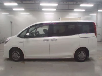 Toyota Esquire