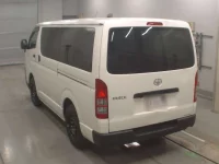 Toyota HIACE VAN лот № 30498 оценка 3.5  с аукциона в Японии 5