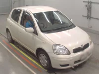 Toyota VITZ лот № 10393 оценка 3.5  с аукциона в Японии 4