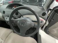 Toyota VITZ лот № 10393 оценка 3.5  с аукциона в Японии 6
