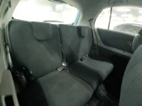 Toyota VITZ лот № 10365 оценка 3  с аукциона в Японии 9