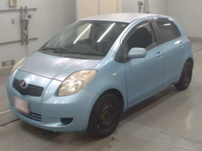 Toyota VITZ  с аукциона в Японии