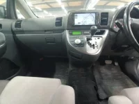 Toyota WISH лот № 10340 оценка R  с аукциона в Японии 8