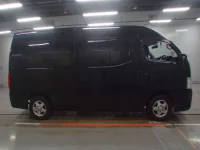 Nissan CARAVAN лот № 30700 оценка 3.5  с аукциона в Японии 2