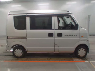 Nissan NV100 CLIPPER