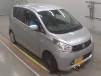 Nissan DAYZ лот № 50149 оценка 3  с аукциона в Японии 4