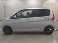 Nissan DAYZ лот № 50149 оценка 3  с аукциона в Японии 3