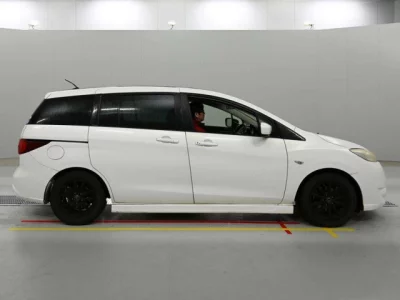 Nissan Lafesta