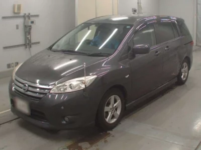 Nissan LAFESTA