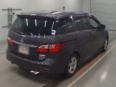 Nissan LAFESTA
