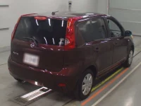 Nissan NOTE лот № 30555 оценка 3.5  с аукциона в Японии 1