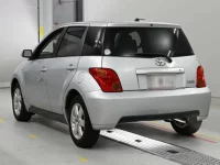 Toyota IST лот № 10485 оценка 3.5  с аукциона в Японии 5