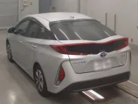 Toyota PRIUS PHV лот № 30920 оценка RA  с аукциона в Японии 5