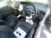 Toyota PRIUS PHV лот № 30920 оценка RA  с аукциона в Японии 6