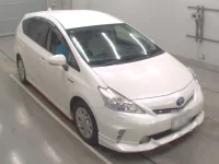 Toyota PRIUS ALPHA лот № 30891 оценка 3.5  с аукциона в Японии 4