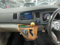 Toyota ISIS лот № 10511 оценка R  с аукциона в Японии 8