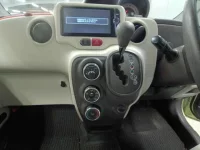 Toyota PORTE лот № 10463 оценка 4  с аукциона в Японии 8