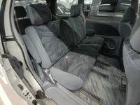 Toyota ESTIMA лот № 10324 оценка 3  с аукциона в Японии 9