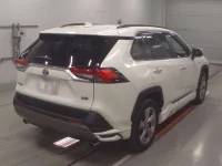 Toyota RAV4 лот № 30971 оценка 4  с аукциона в Японии 1