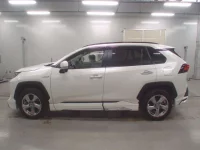 Toyota RAV4 лот № 30971 оценка 4  с аукциона в Японии 3