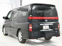 Nissan ELGRAND лот № 30849 оценка 4  с аукциона в Японии 5
