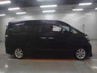 Toyota VELLFIRE лот № 30893 оценка 4  с аукциона в Японии 2