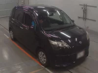 Toyota SPADE лот № 10464 оценка 3.5  с аукциона в Японии 4