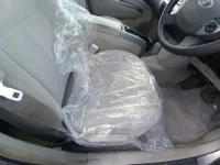 Toyota Prius лот № 10362 оценка 3  с аукциона в Японии 7