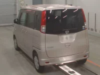 Nissan ROOX лот № 416 оценка 4  с аукциона в Японии 5