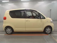 Toyota PORTE лот № 30571 оценка 3  с аукциона в Японии 2