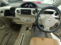 Toyota PORTE лот № 30571 оценка 3  с аукциона в Японии 8