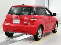 Toyota IST лот № 10343 оценка 3.5  с аукциона в Японии 1