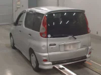 Toyota FUNCARGO лот № 30612 оценка 3  с аукциона в Японии 5