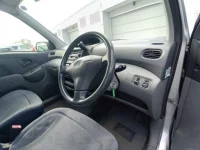 Toyota FUNCARGO лот № 30612 оценка 3  с аукциона в Японии 6